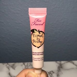Too Faced Makeup - Too Faced Primed and Peachy Matte Skin Primer Too Faced Makeup - Too Faced Primed and Peachy Matte Skin Primer